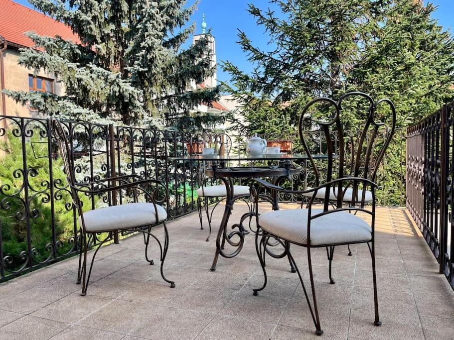Apartman Terasa U Kolonady Apartment Podebrady Bagian luar foto